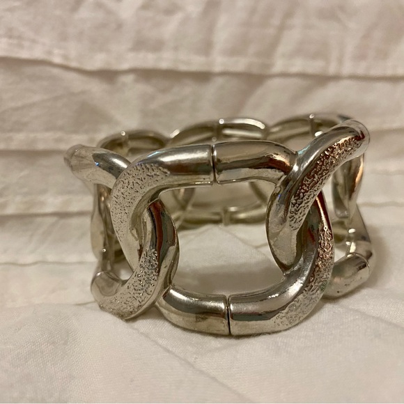 Forever 21 Large chunky Cuff bracelet.  silver tone. - Picture 15 of 16